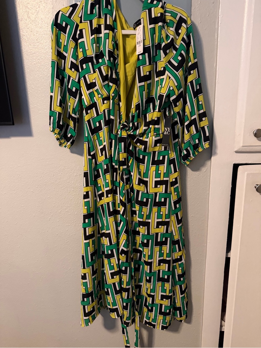 New York & Company Green, Yellow & Black Geometric Midi Dress